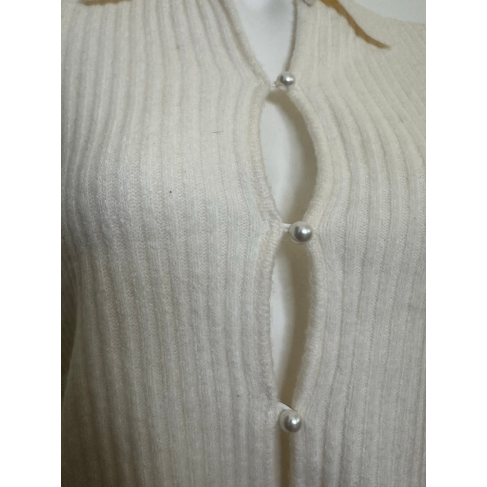 Abercrombie & Fitch Cream Ribbed Button Up Cardigan - Picture 3 of 8
